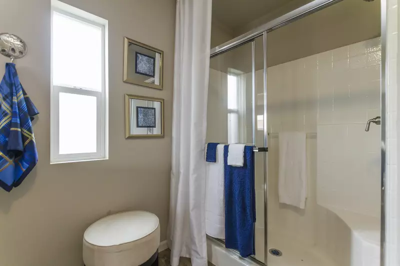 Cm-4663a bathroom home features