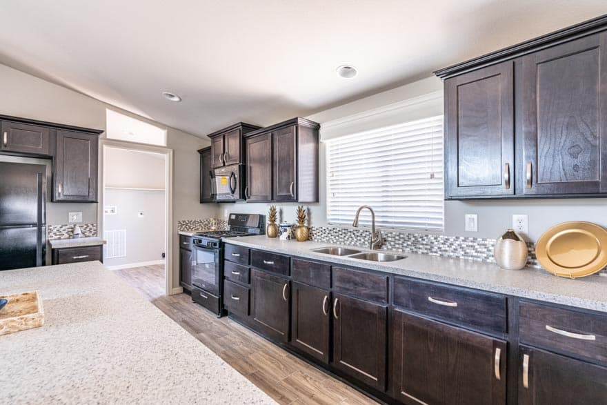 Mountain ridge  kitchen home features