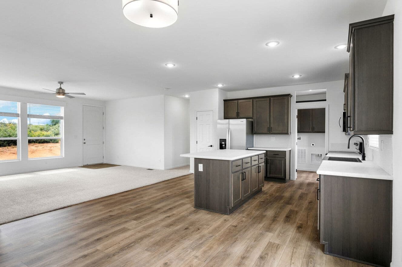 Limited series 28523a interior home features